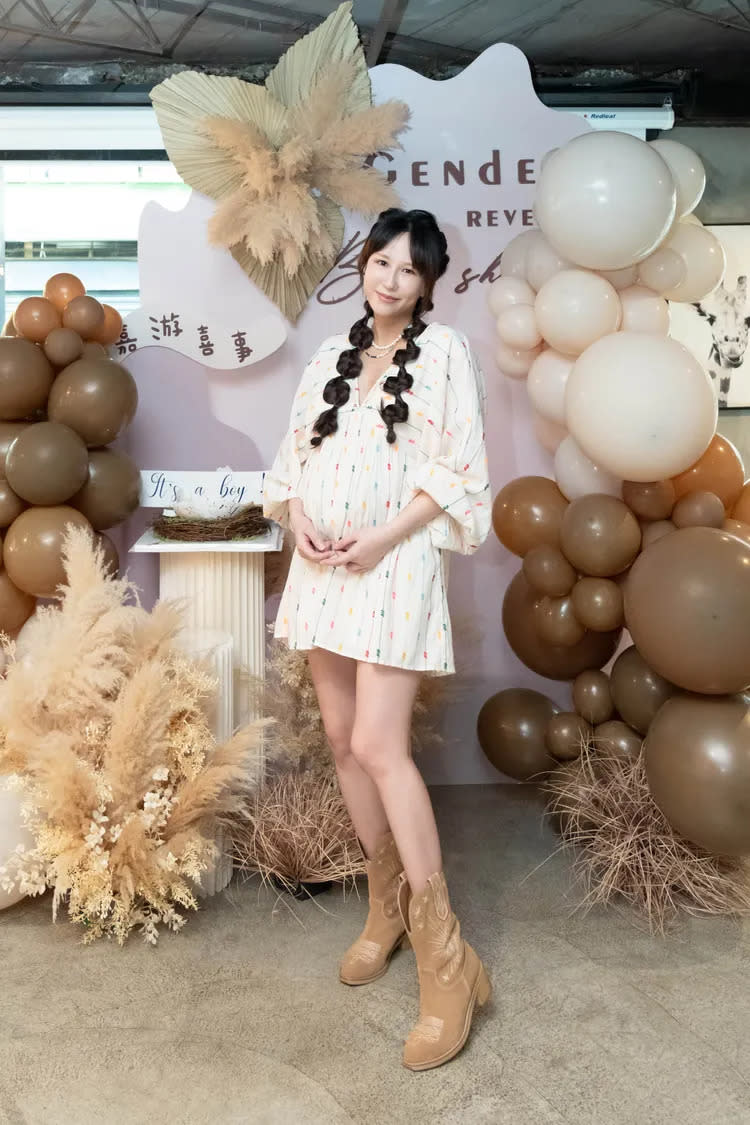 潘嘉麗昨辦Baby Shower猜性別，引不少星友倒戈愕惋。游手好弦娛樂提供