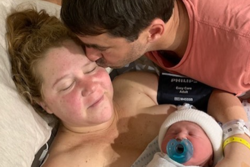 Amy Schumer with husband Chris Fischer and their newborn son (Amy Schumer/Instagram)