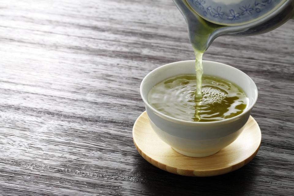 2) Green tea