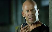 <p>So wurde Bruce Willis zum Superstar: als kantiger Actionheld, hier in seiner Paraderolle als John McClane in der "Stirb Langsam"-Reihe. Die wenigsten kennen seine weichere Seite ... (Bild: Fox)</p> 