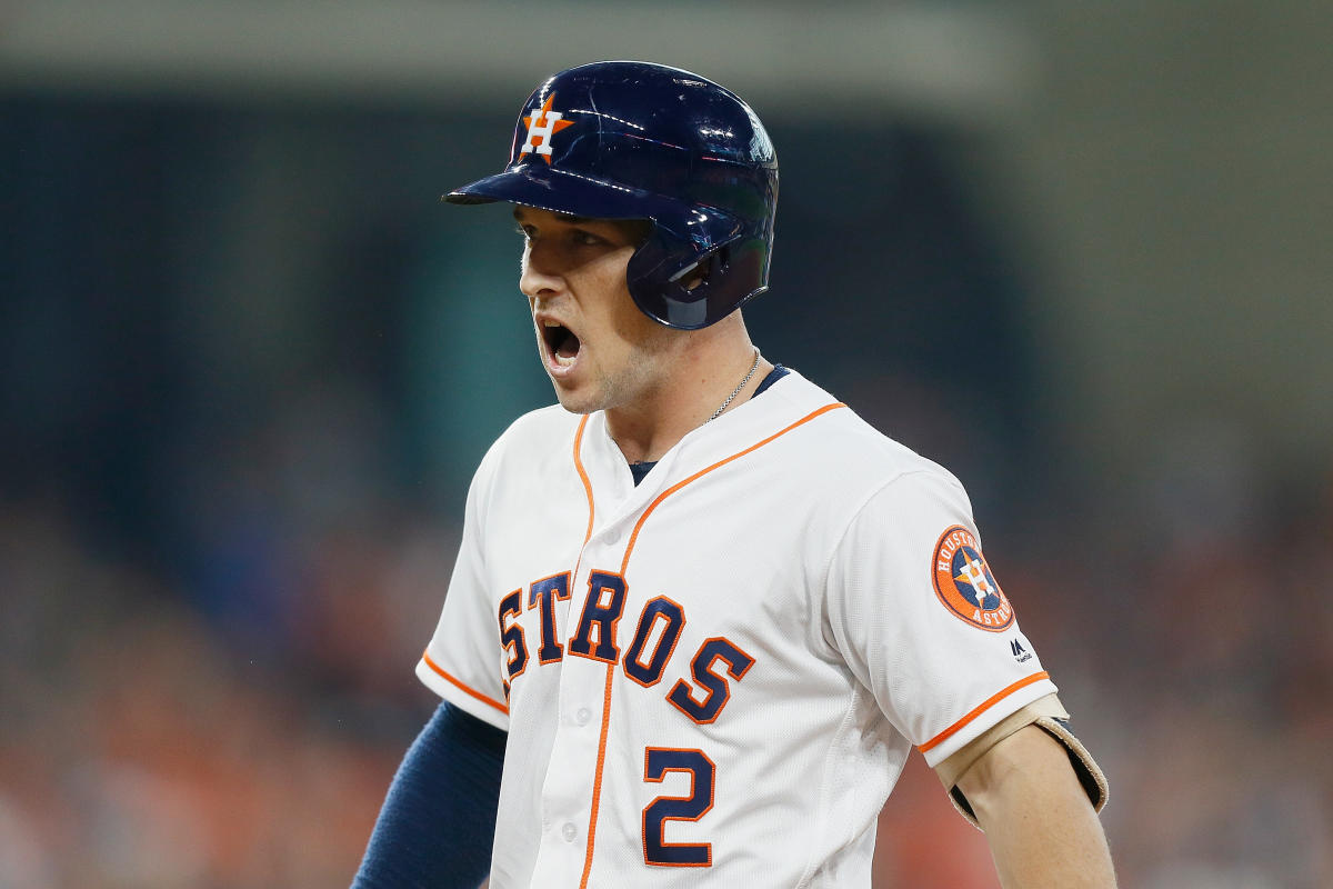 Astros' Alex Bregman parts ways with agent