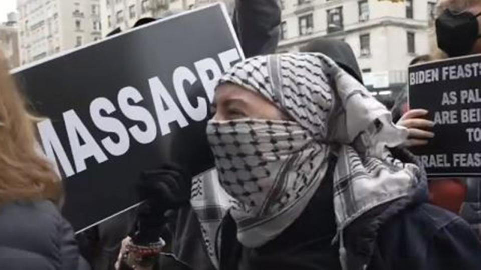 Pro-Hamas protester shouting