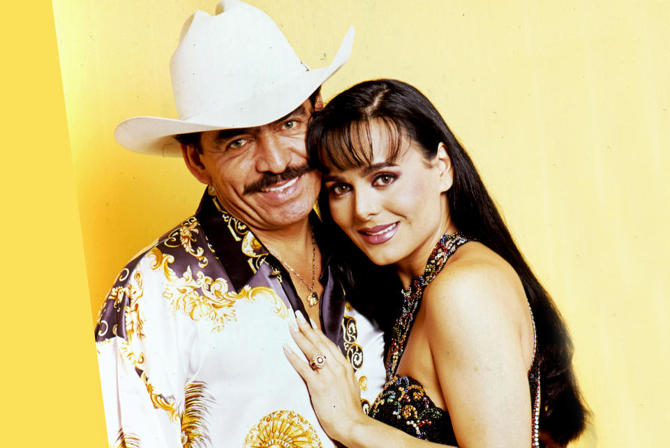 Maribel Guardia con Joan Sebastian / Agencia México