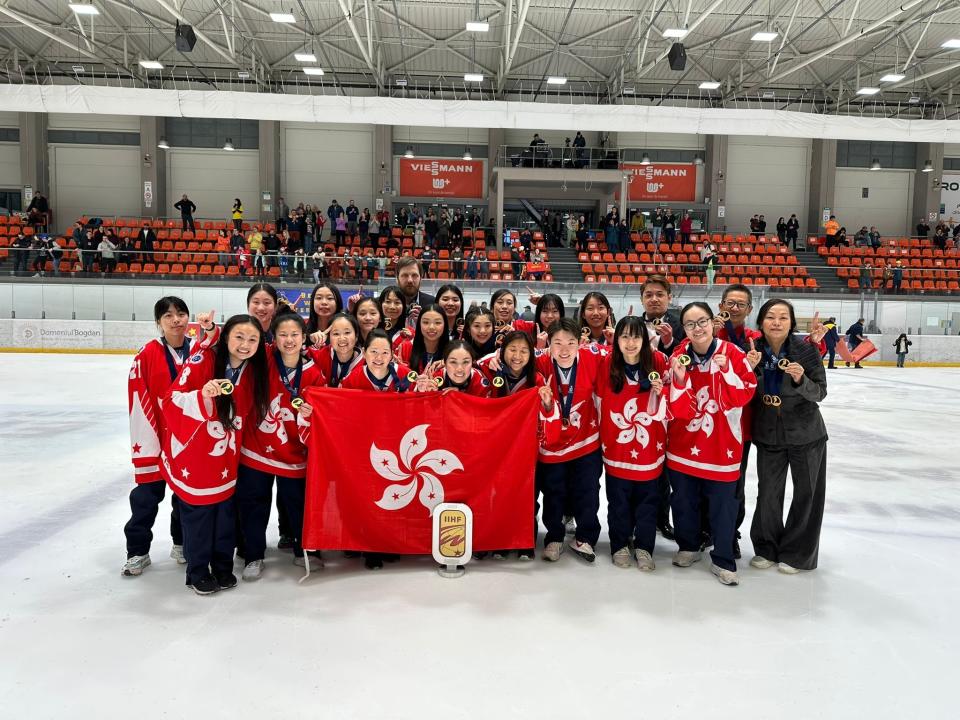 香港女子冰球隊在世界女子冰球錦標賽奪金兼取得升班資格