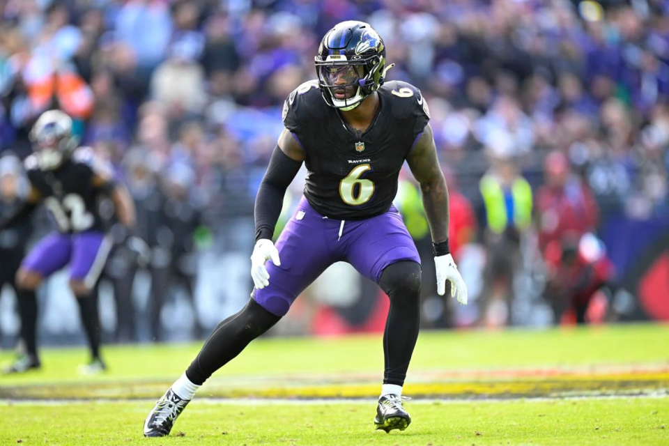 Baltimore Ravens linebacker Patrick Queen (6) in action during the first half of an NFL football game against the Miami Dolphins, Sunday, Dec. 31, 2023, in Baltimore. (AP Photo/Terrance Williams)