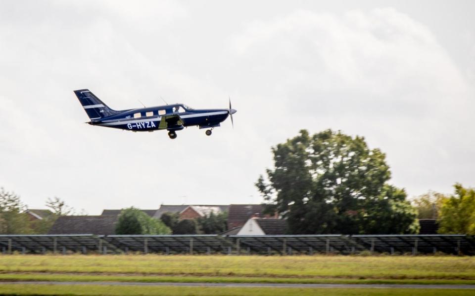 ZeroAvia fly a six-seater, hydrogen powered, Piper Malibu plane from Cranfield University’s airport - ZeroAvia