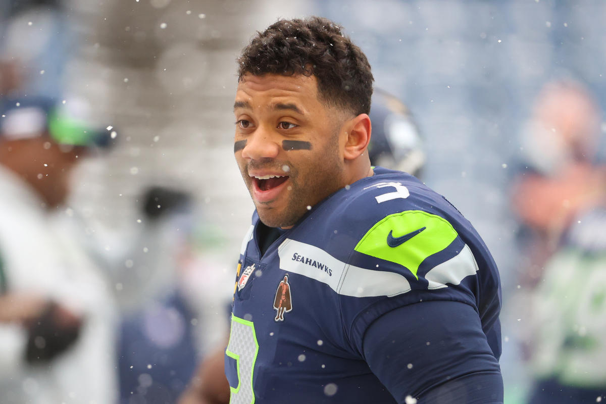 Denver Broncos trade for Seahawks' quarterback Russell Wilson - Axios Denver