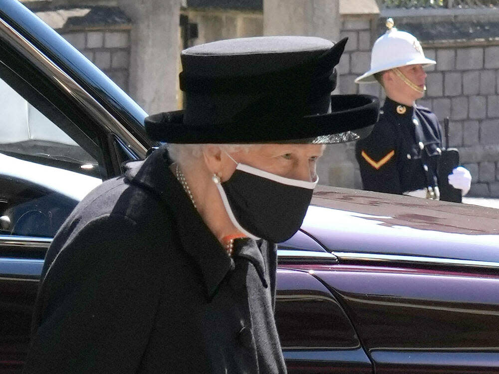 Die Queen auf der Beerdigung ihres Ehemannes Prinz Philip am 17. April. (Bild: imago images/i Images)