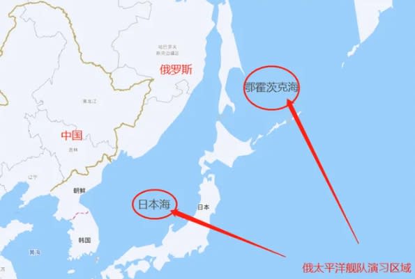 俄太平洋艦隊新聞處對外宣佈，該艦隊已經在日本海與鄂霍次克海進行實彈軍演，參演艦隻多達 60 多艘，軍機 30 多架，軍事人員一共11,000多人。   圖 : 翻攝自真知見