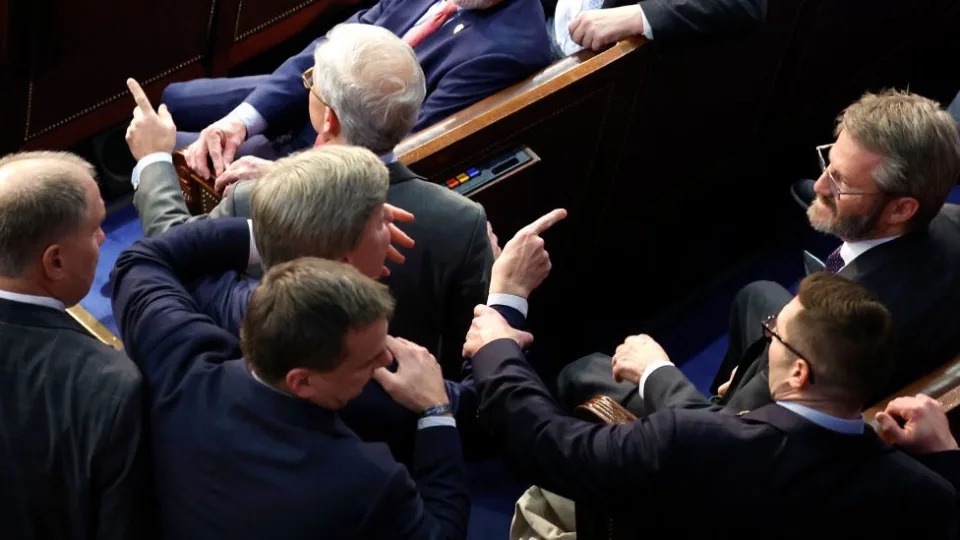 Discusión en la bancada republicana