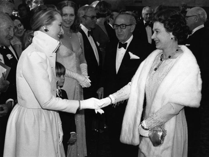Meryl Streep rencontre la reine Elizabeth