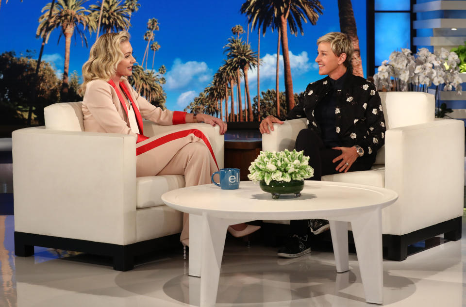 Portia de Rossi stops by <em>The Ellen DeGeneres Show</em>. (Photo: Michael Rozman/Warner Bros.)