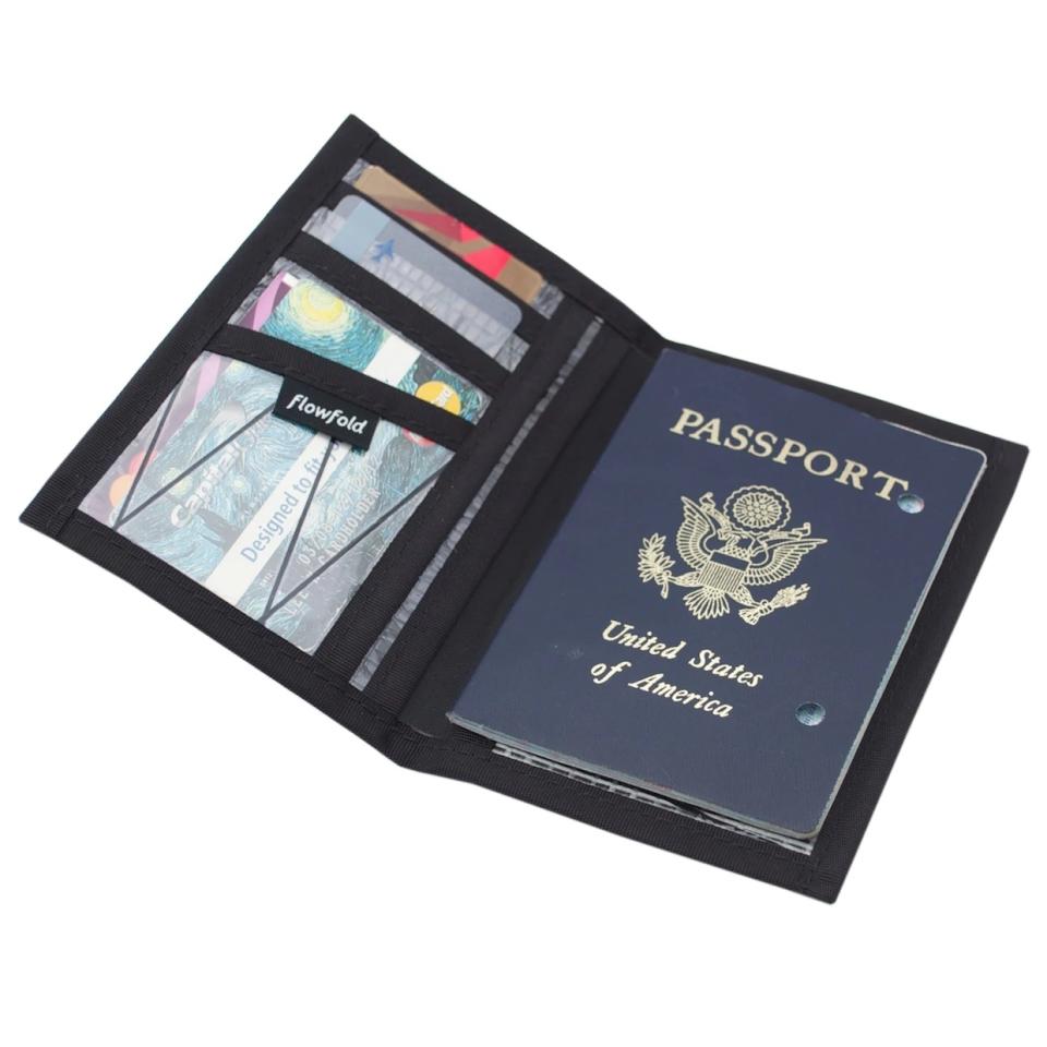 Flowfold-passport-wallet