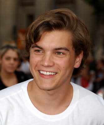 Emile Hirsch at the LA premiere of Paramount's Lara Croft Tomb Raider: The Cradle of Life