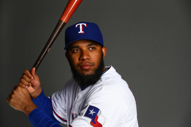 Mike Napoli says Elvis Andrus should shave off 'embarrassing