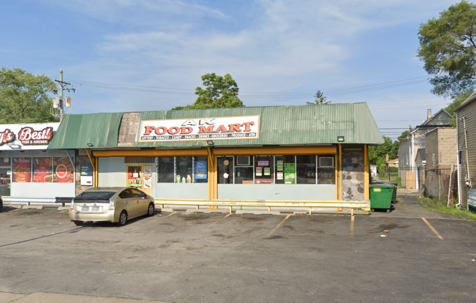 A convenience store in the Brainard neighborhood on Chicago's South Side was the third location of Saturday's deadly shooting spree. (Google Maps)