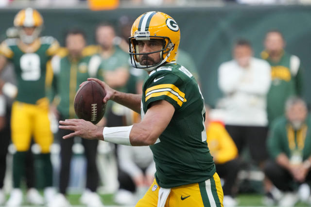 Late-era Aaron Rodgers couldn't carry the Green Bay Packers into the  playoffs, Aaron Rodgers