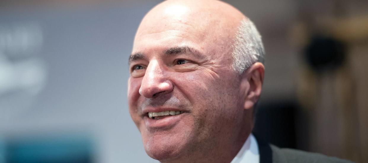 Kevin O’Leary once admitted he lost $750K in mere months after pouring it into his friends business – 3 tips to keep the emotions out of your investing moves