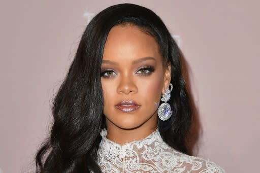 Pop star Rihanna to launch her own luxury fashion brand