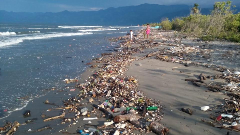 basura entre Honduras y Guatemala