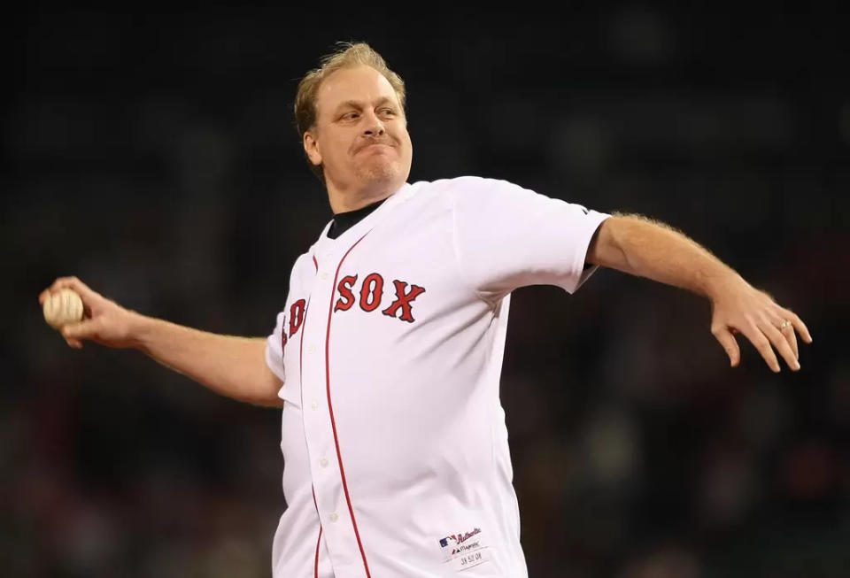 擁有「血襪」之稱的名投席林（Curt Schilling）力挺布恩。法新社