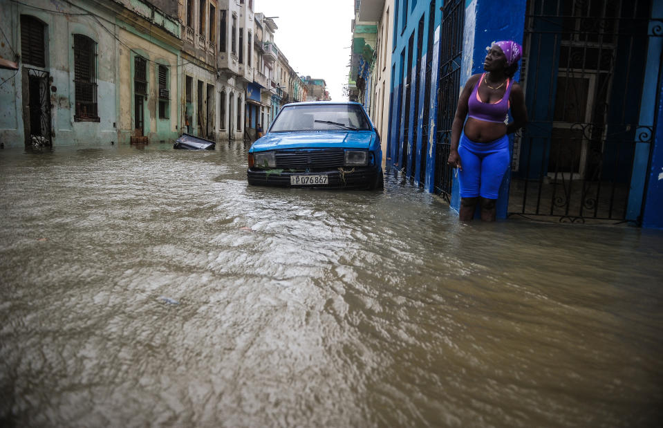 (FOTOS) El huracán Irma causa destrozos e inundaciones severas en Cuba