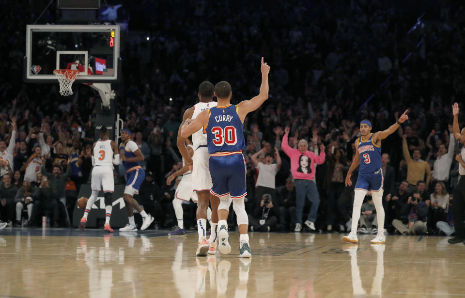 Stephen Curry在Madison Square Garden破了Ray Allen 2973顆三分紀錄。（Photo by Jim McIsaac/Getty Images）