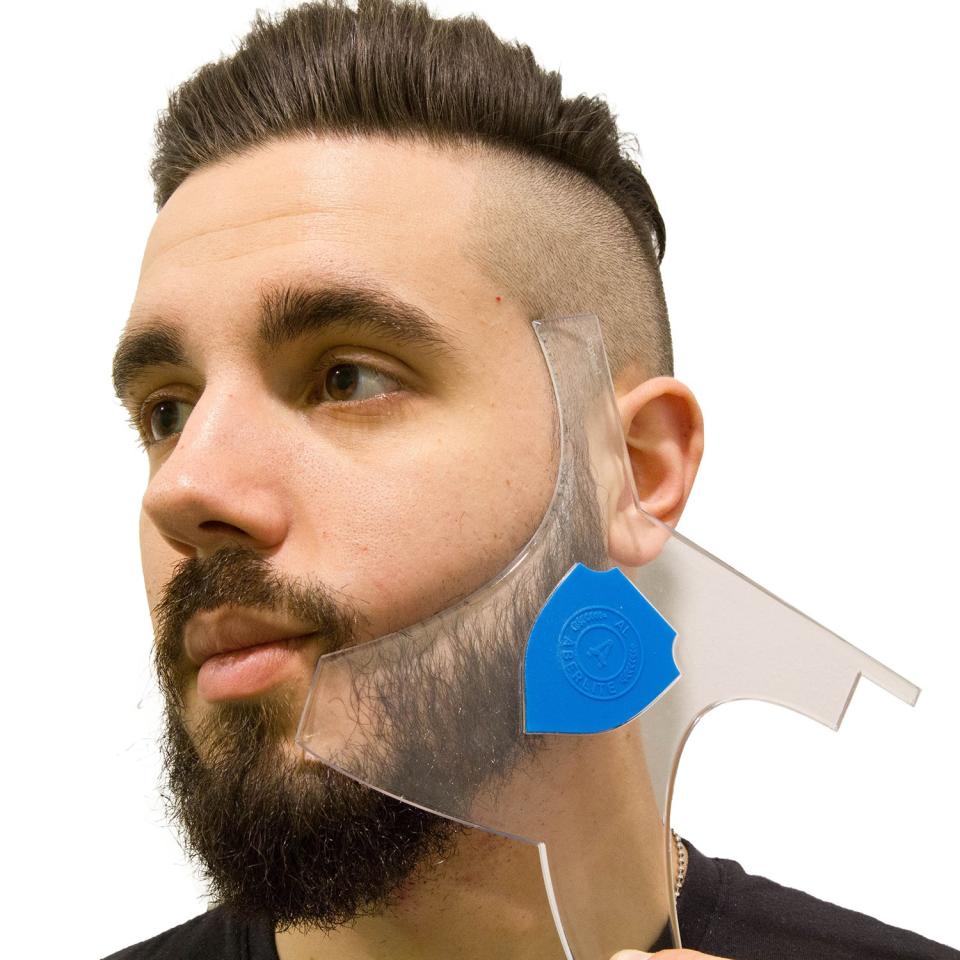 Man uses Aberlite ClearShaper Beard Shaper; best beard shaping tools