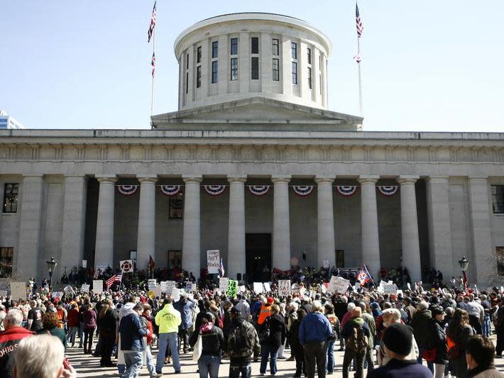 Ohio considers total ban on abortion and death penalty for women or doctors found guilty