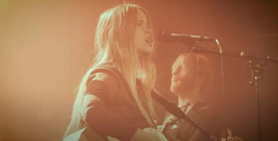 La chanteuse suédoise Anna von Hausswolff - Capture d'écran YouTube