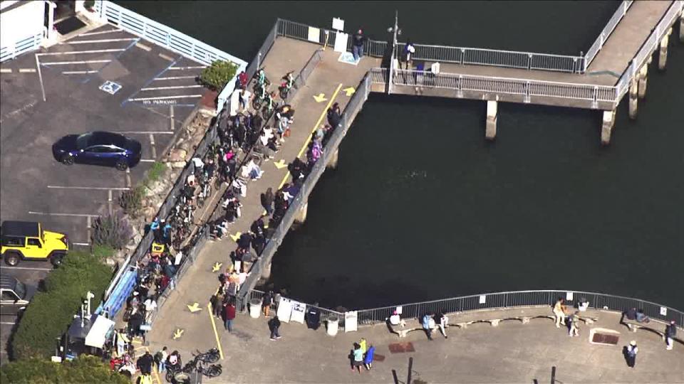 <div>Golden Gate Ferry service between SF and Sausalito is suspended for the remainder of the day on Friday due to a structural compromise at the pier, transit officials said.</div>