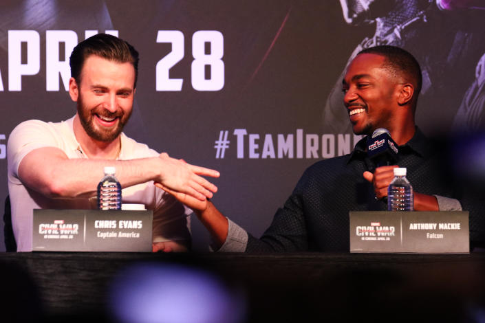 Chris Evans is backing Anthony Mackie as the new Captain America. (Photo: Yong Teck Lim/Getty Images)