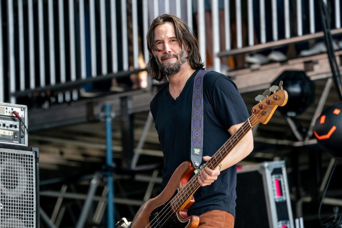 Keanu Reeves is bringing his band Dogstar to Nashville's Brooklyn Bowl