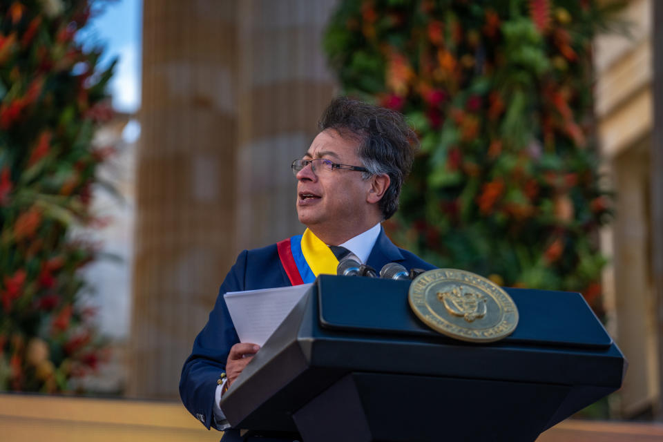 El presidente de Colombia, Gustavo Petro, durante un discurso en su toma de posesión el año pasado. (Federico Rios/The New York Times)

