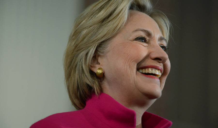 Hillary Clinton Says She Will Investigate UFOs and Area 51 to 