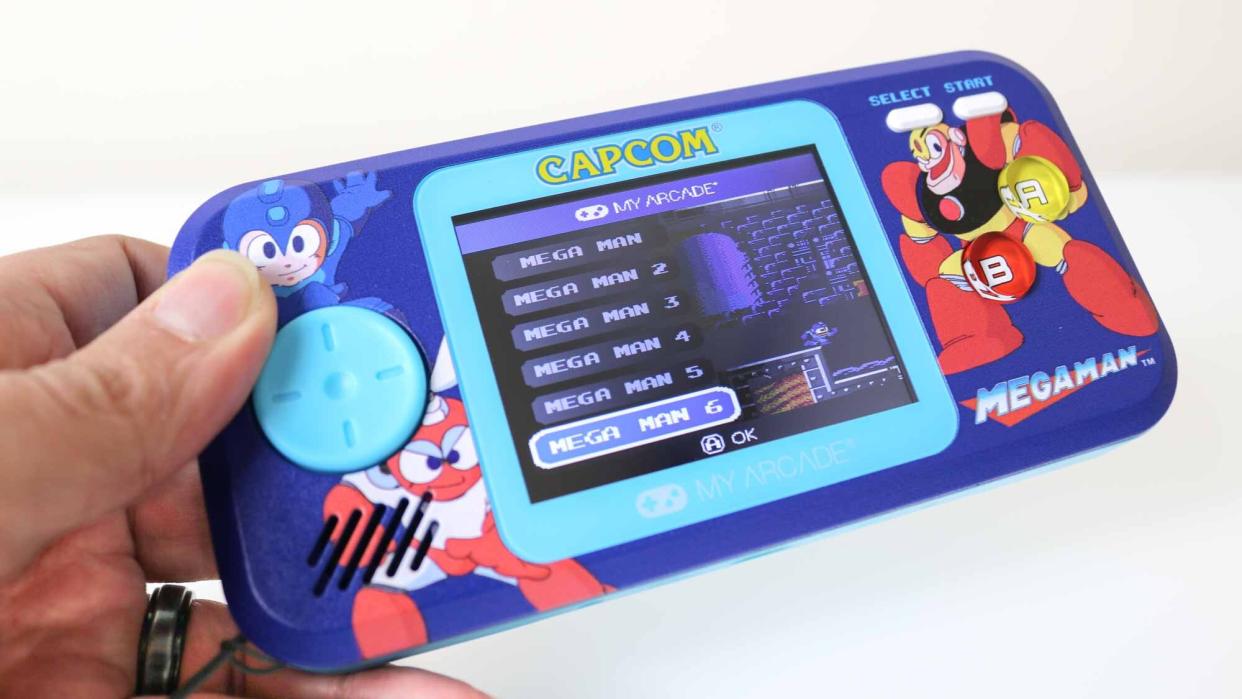  Mega Man Pocket Player Pro. 