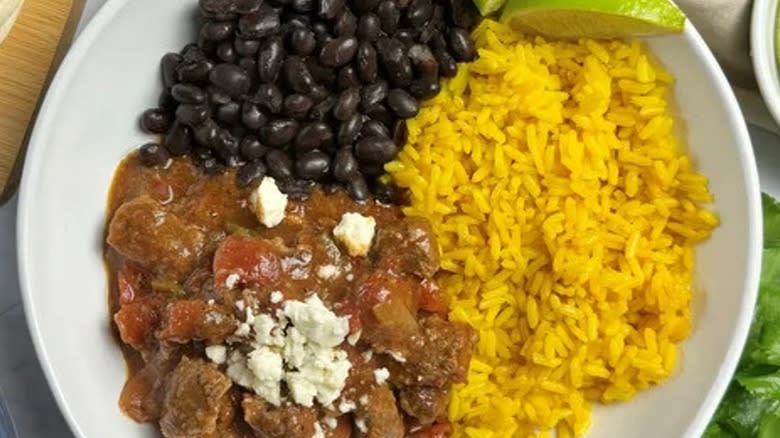 Top-down view of slow-cooked carne picada