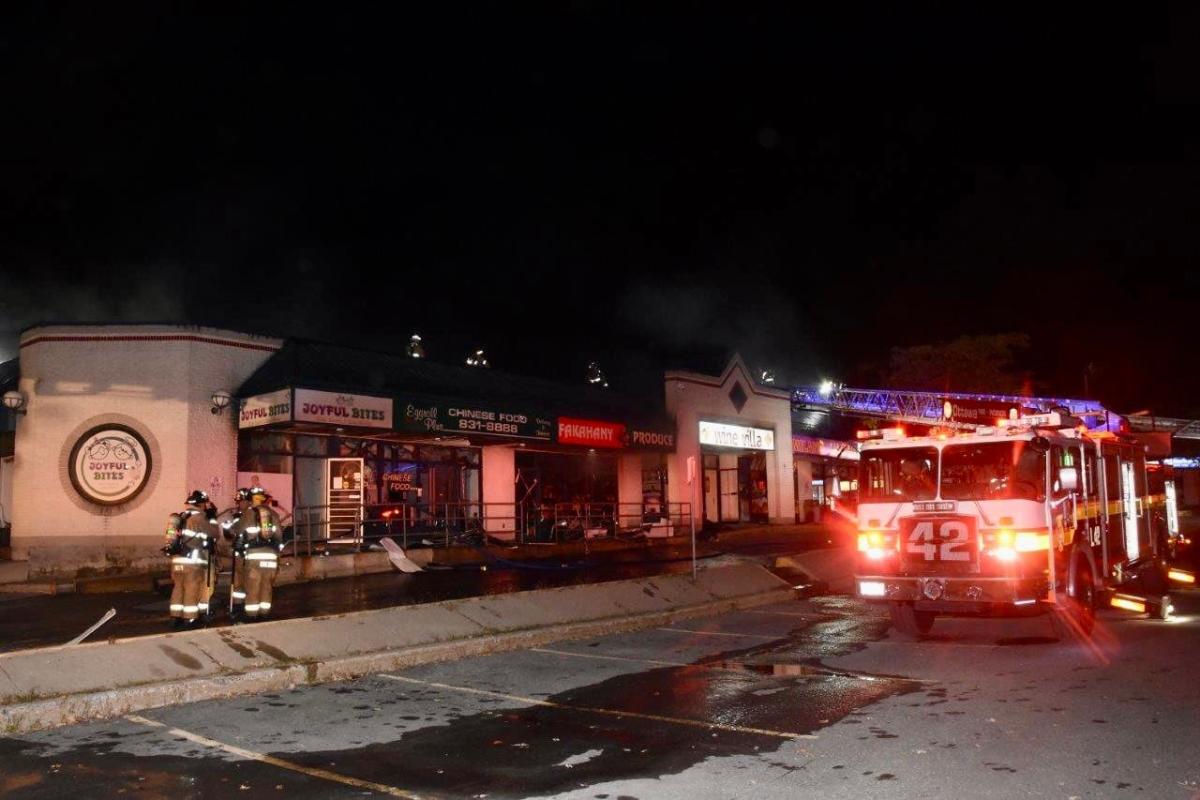 Arson suspected in Kanata strip mall fire