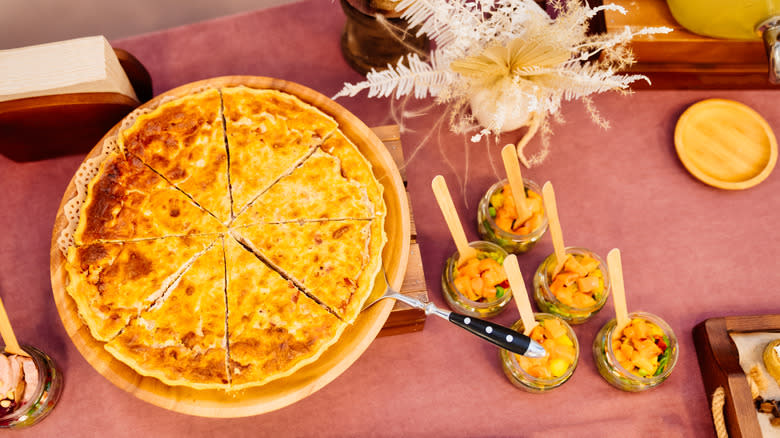 Pizza with pâté