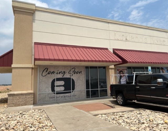 Buckle store taking over former Kirkland's Home building in San Angelo.