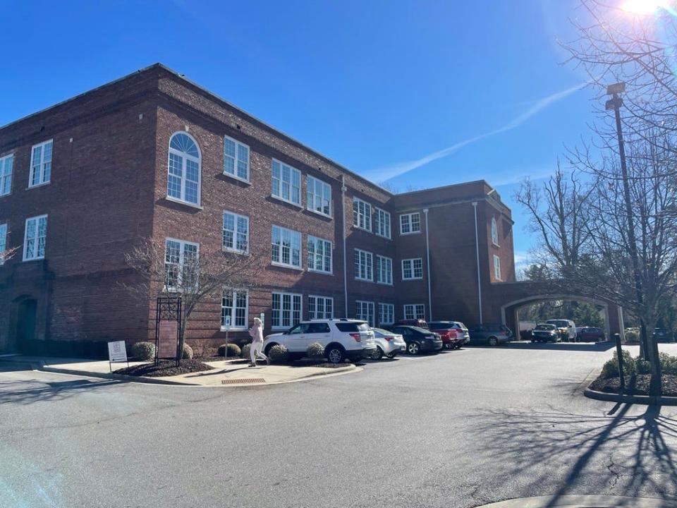 Carolina Internal Medicine office on Vanderbilt Park Drive.