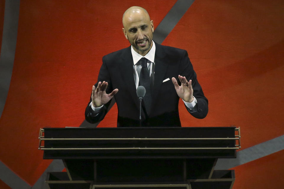 Sep 10, 2022; Springfield, MA, USA;  Manu Ginobili is inducted into the 2022 Basketball Hall of Fame at Symphony Hall. Mandatory Credit: Wendell Cruz-USA TODAY Sports