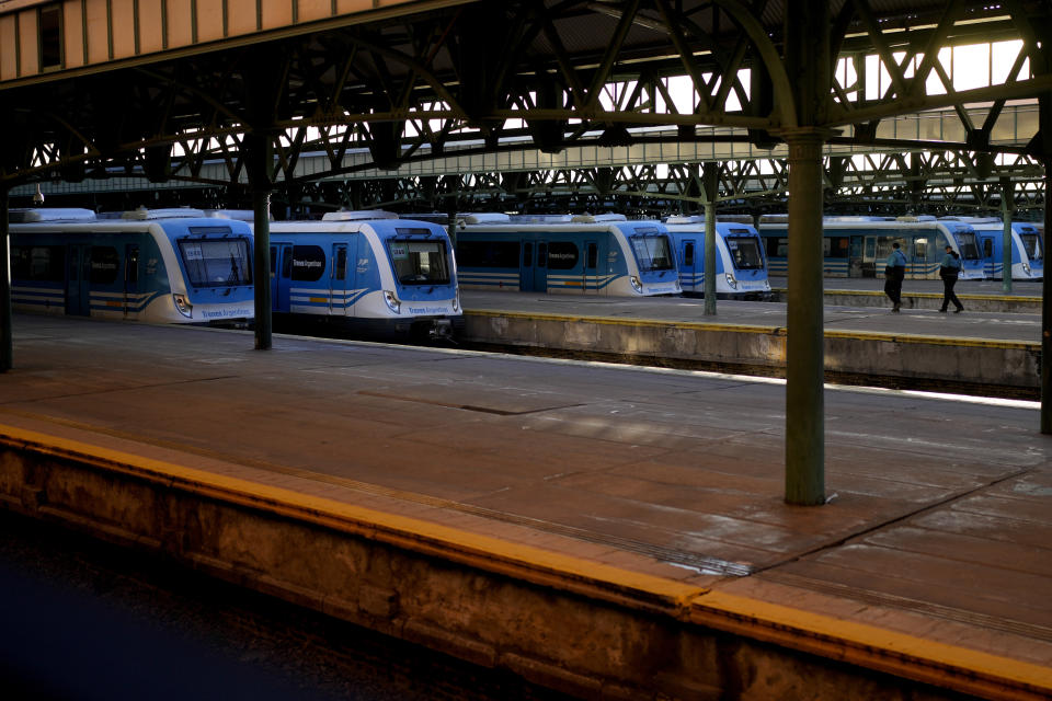 The platforms at Constitution Station are empty of commuters due to a general strike against the reforms of President Javier Milei in Buenos Aires, Argentina, Thursday, May 9, 2024. (AP Photo/Natacha Pisarenko)