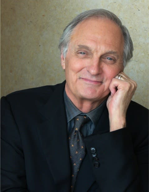 Alan Alda really wants to talk to you about science