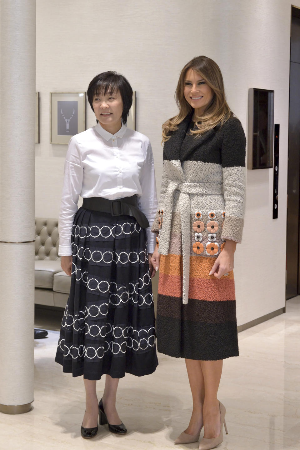 Melania Trump meets with Akie Abe, the first lady of Japan. (Photo: AP)