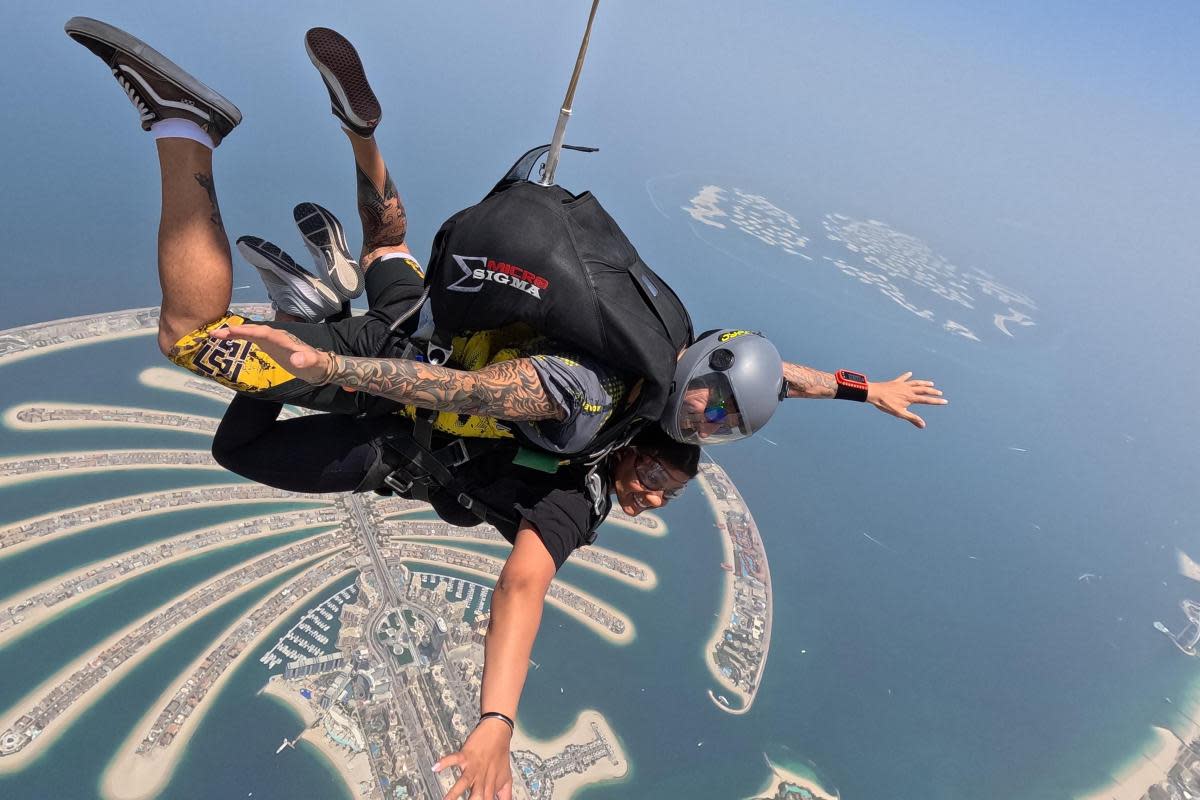 Amrita travelled to Dubai with her cousins Pooja Athwal, who also skydived to raise funds for Rosemere Cancer Foundation <i>(Image: Nq/Rosemere Cancer Foundation)</i>