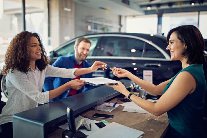 SmartAsset: วิธีหลีกเลี่ยงการจ่ายภาษีการขายสำหรับรถยนต์มือสองอย่างถูกกฎหมาย