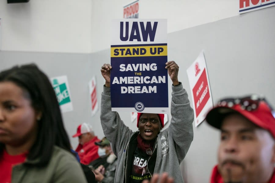 UAW members attend a rally in support of the labor union strike at the UAW Local 551 hall on the South Side on October 7, 2023 in Chicago, Illinois. (Photo by Jim Vondruska/Getty Images)
