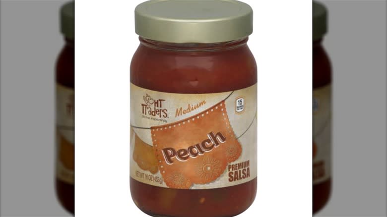 Grocery salsa jar retail