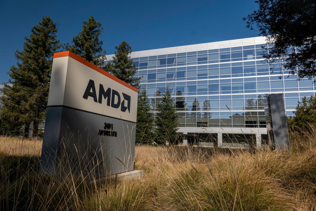 AMD Shares Climb as Server Market Helps Sales Forecast